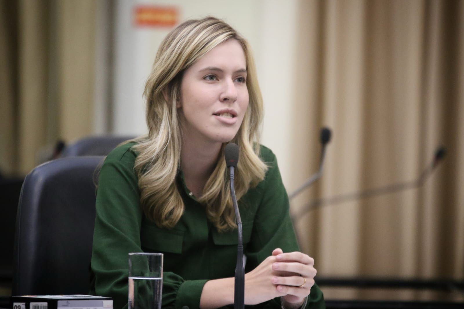 1eb32cd8-de1c-4006-b1cc-f05c72a4654d