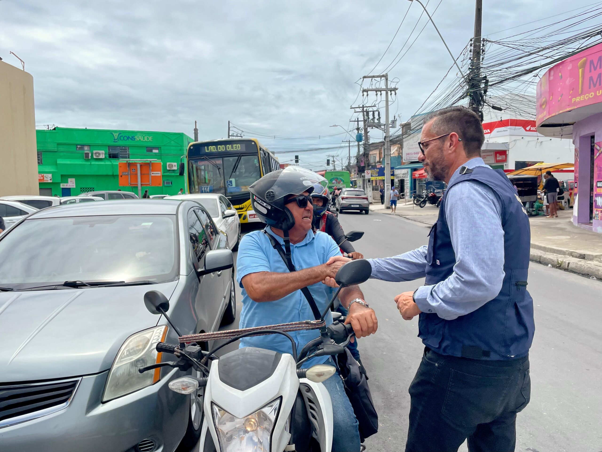 82832781-d730-4761-a9f9-1c338e5b36b8