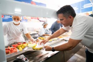 Governador entrega 1º Restaurante Popular Alagoas Sem Fome no interior do Estado