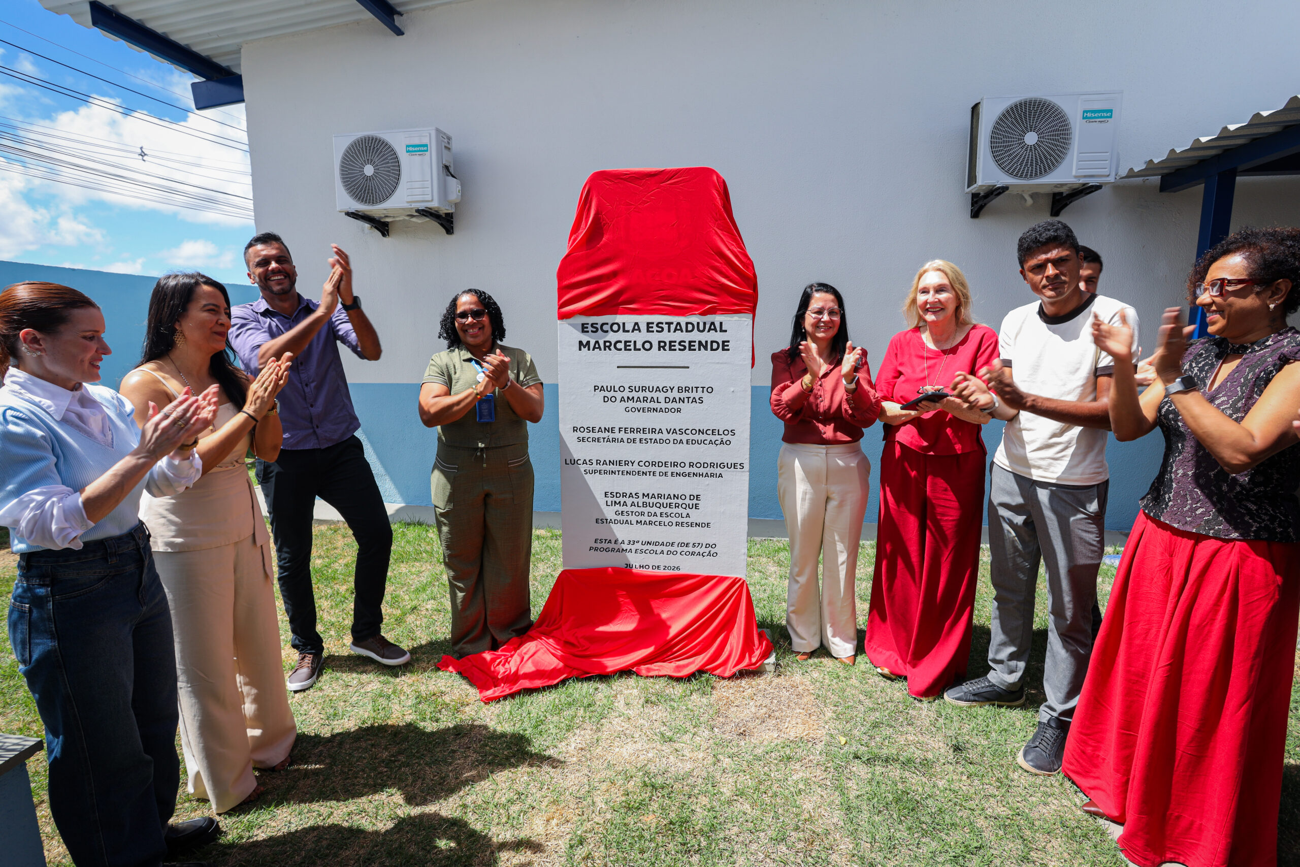 Solenidade de inauguracao da Escola Estadual Marcelo Resende em Maceio.