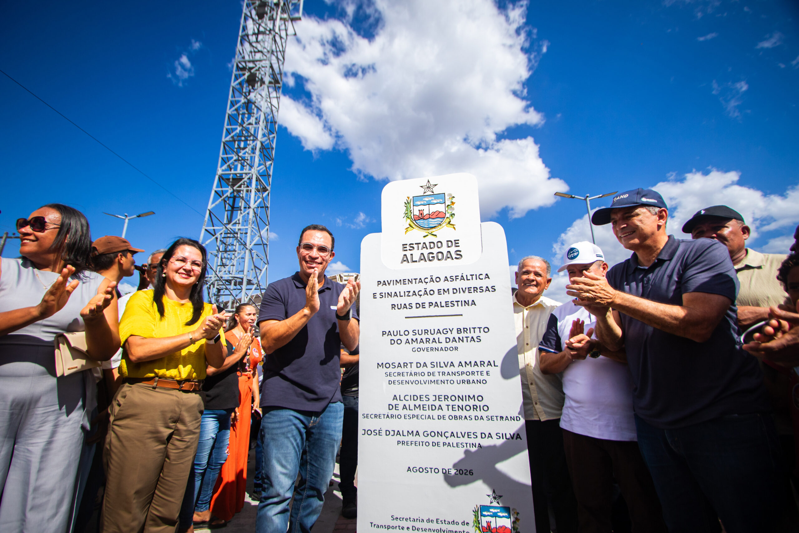 Inauguracao de obras em Palestina.