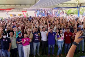 Em Mar Vermelho, Fátima Canuto reúne multidão e reforça parceria pelo desenvolvimento da cidade 
