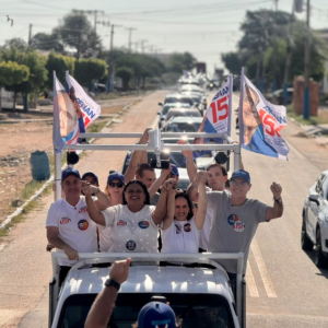 Carreata de Renan Calheiros reúne centenas de apoiadores em Canapi